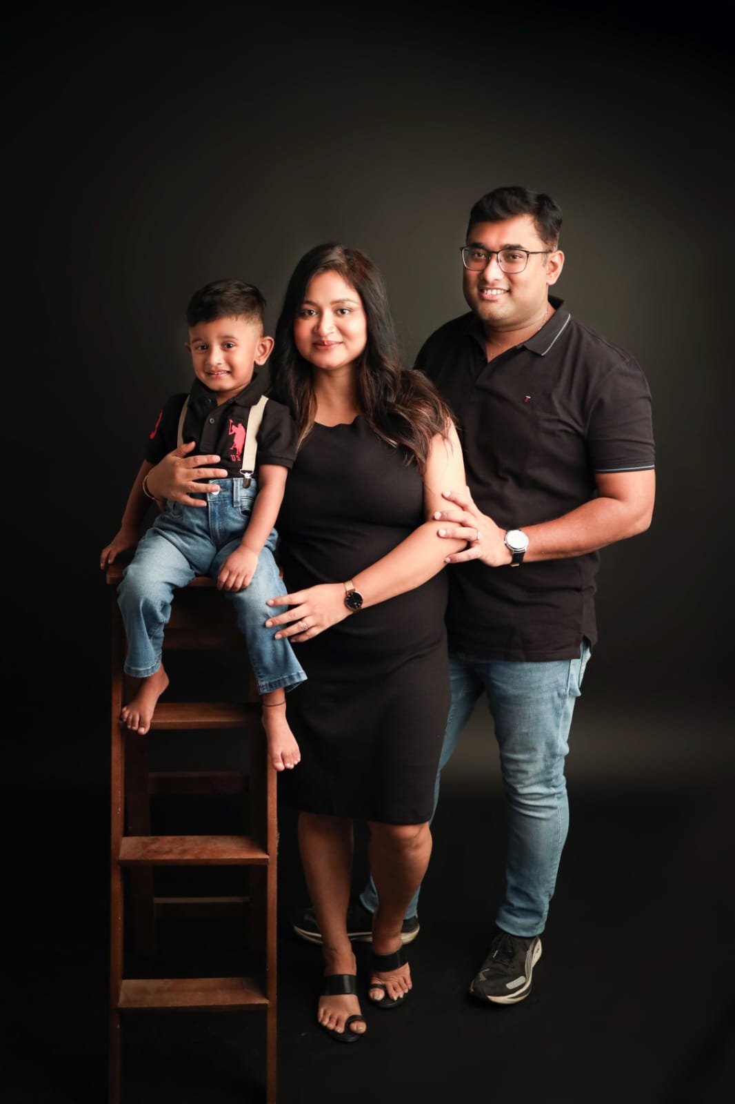 Ratul Dhar with his family